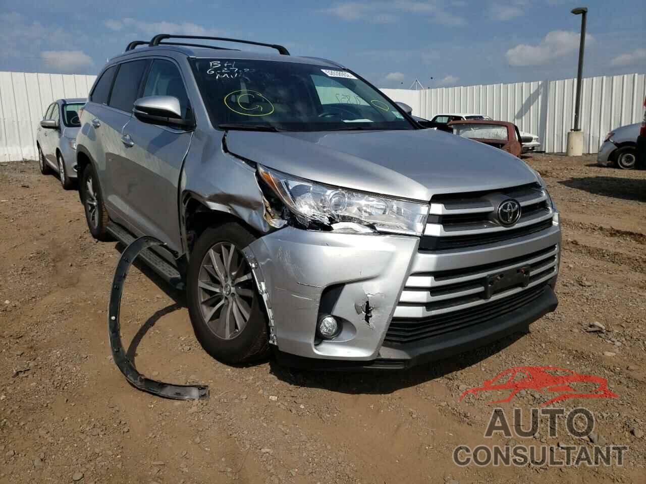 TOYOTA HIGHLANDER 2017 - 5TDJZRFH1HS521085