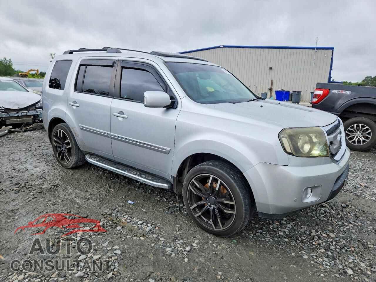 HONDA PILOT 2011 - 5FNYF3H97BB005173