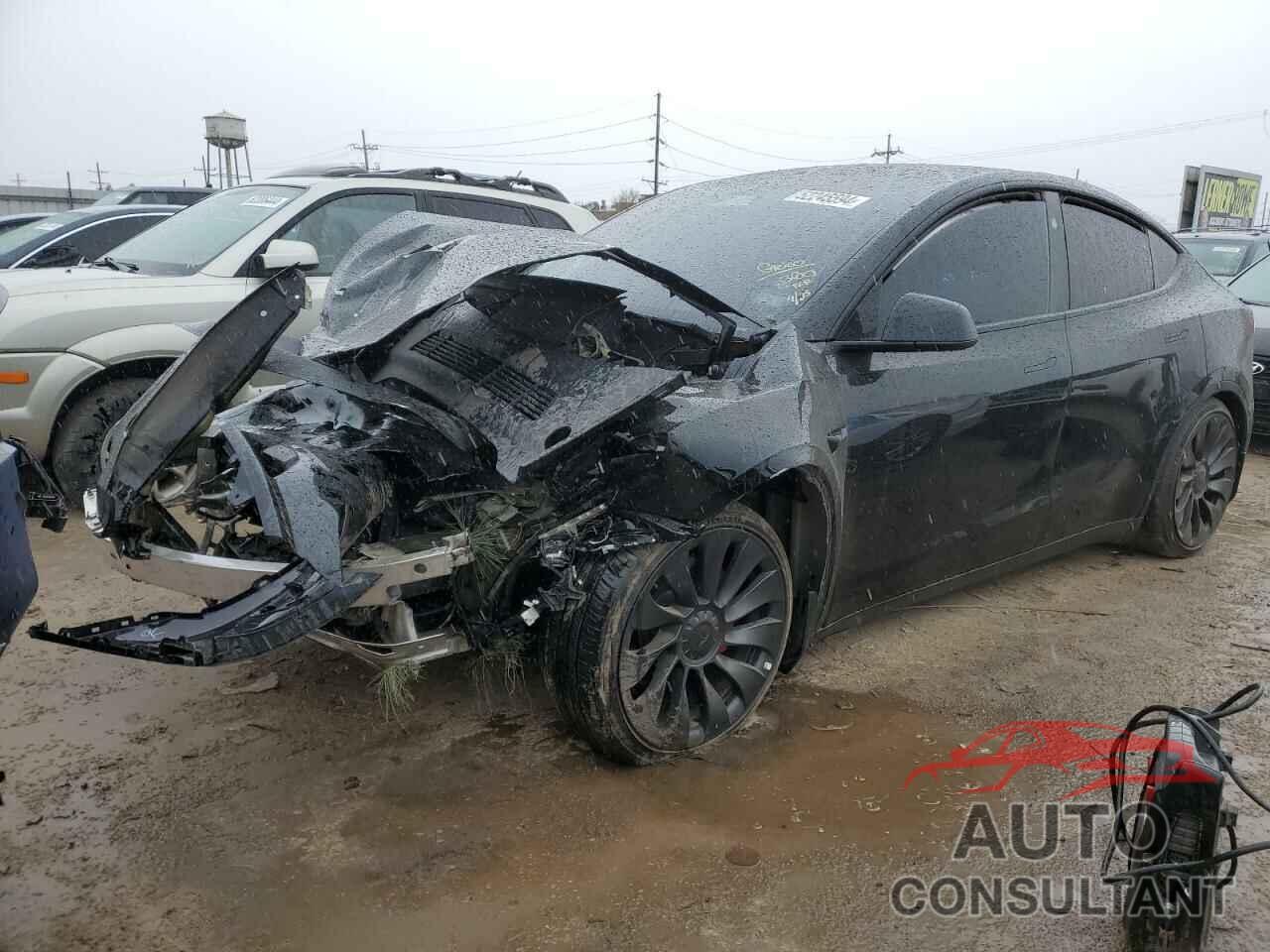 TESLA MODEL Y 2023 - 7SAYGDEF2PF843750