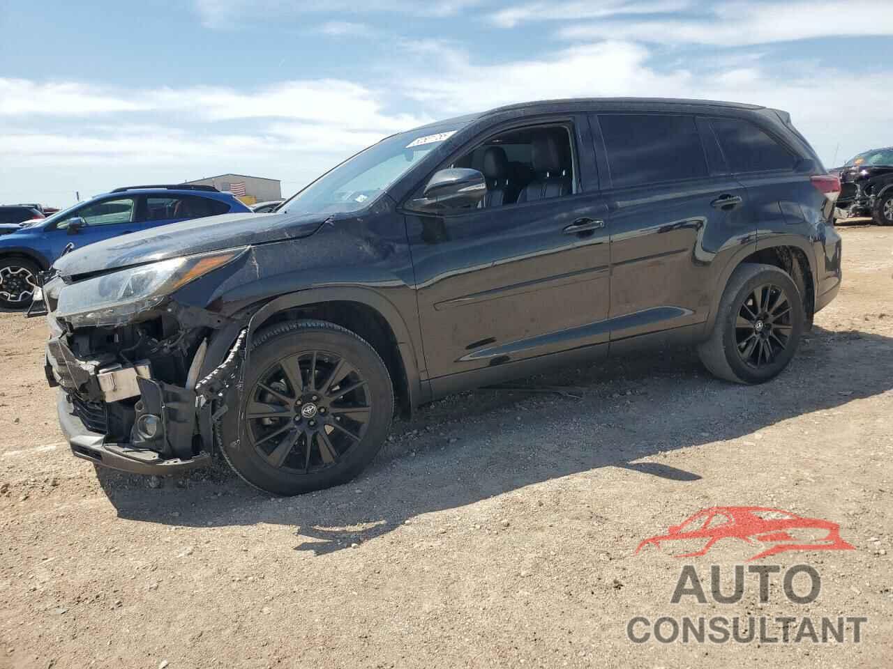 TOYOTA HIGHLANDER 2019 - 5TDKZRFH6KS324375