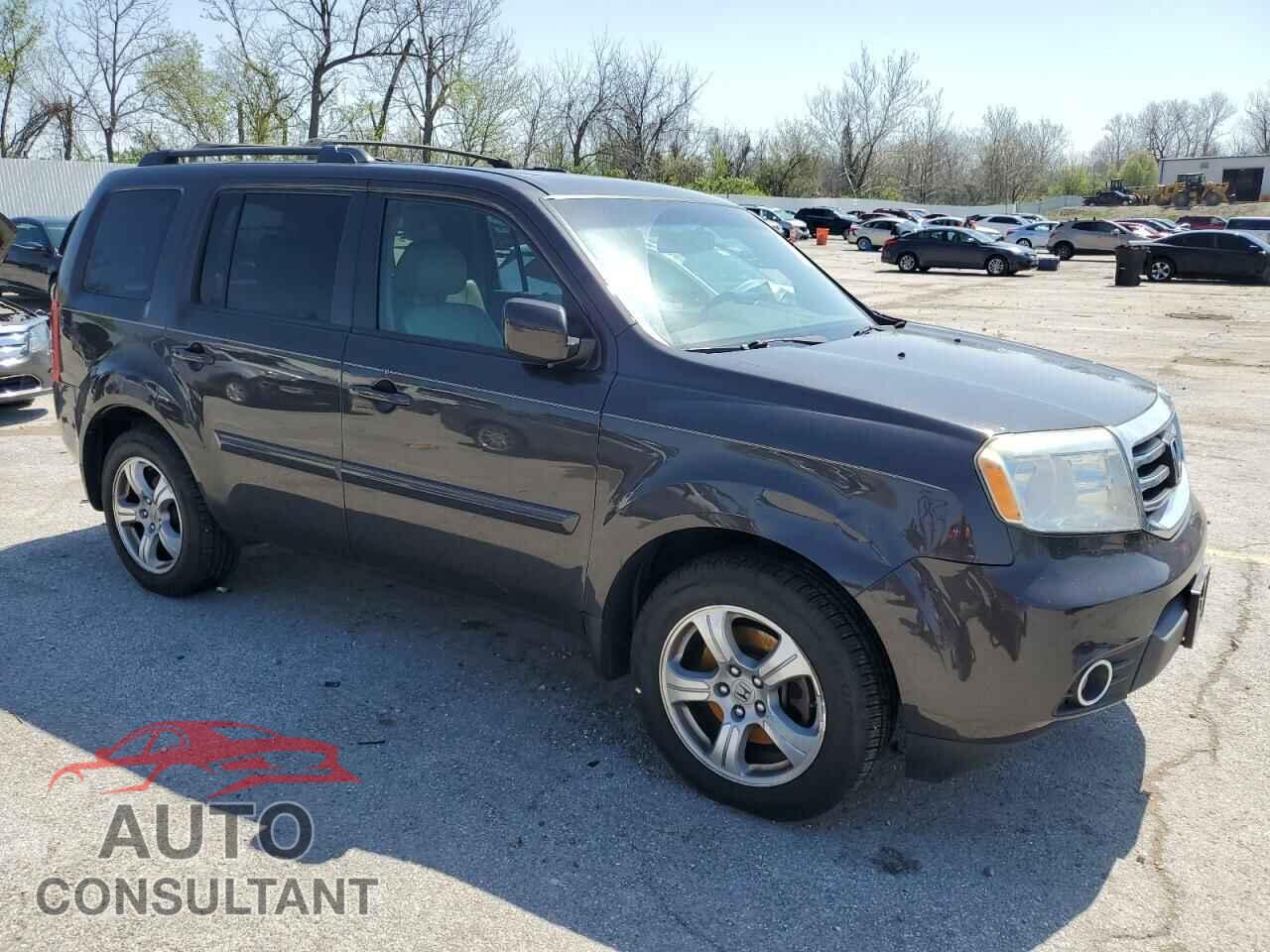 HONDA PILOT 2013 - 5FNYF4H61DB056554