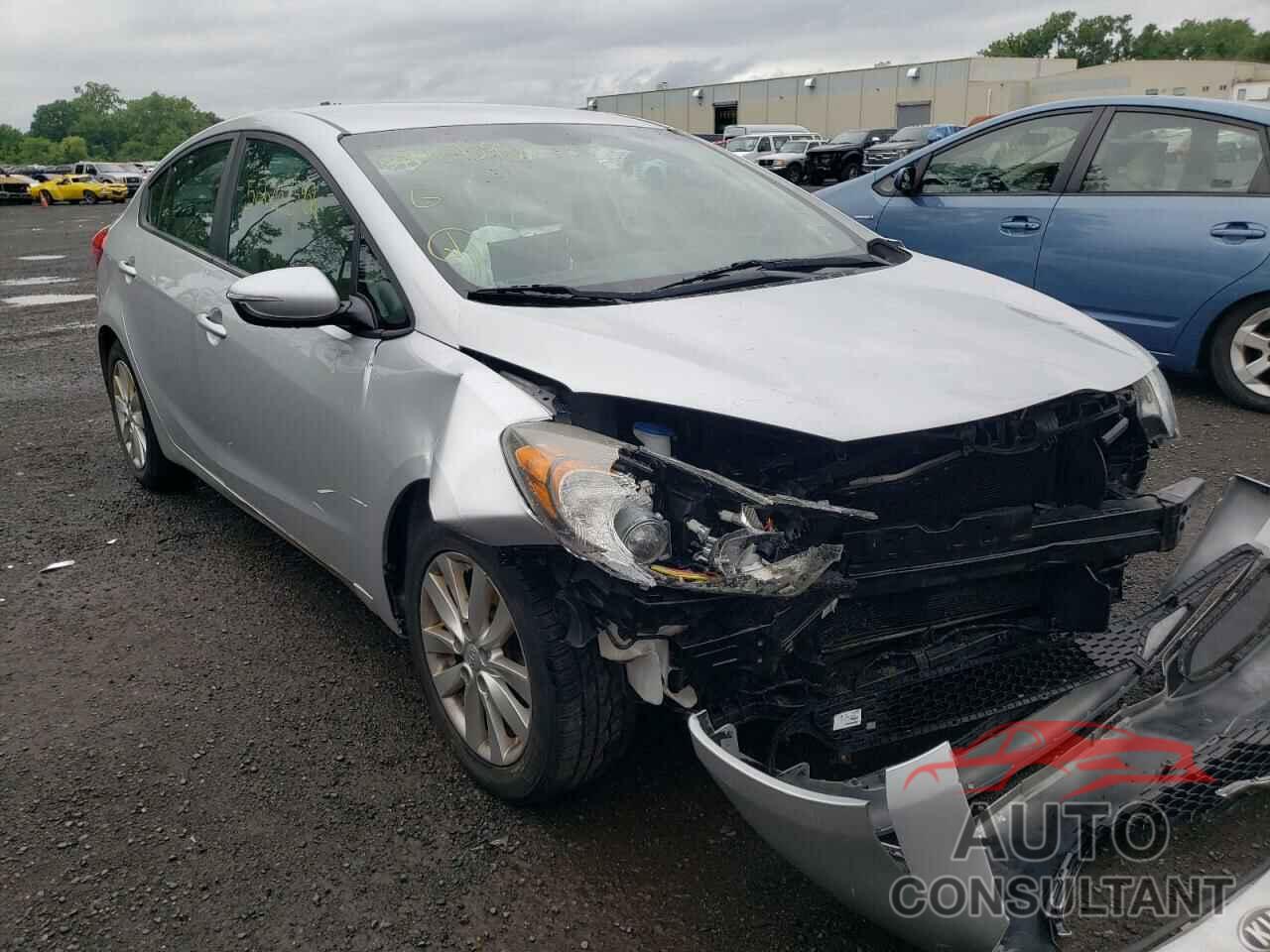 KIA FORTE 2016 - KNAFX4A66G5611726