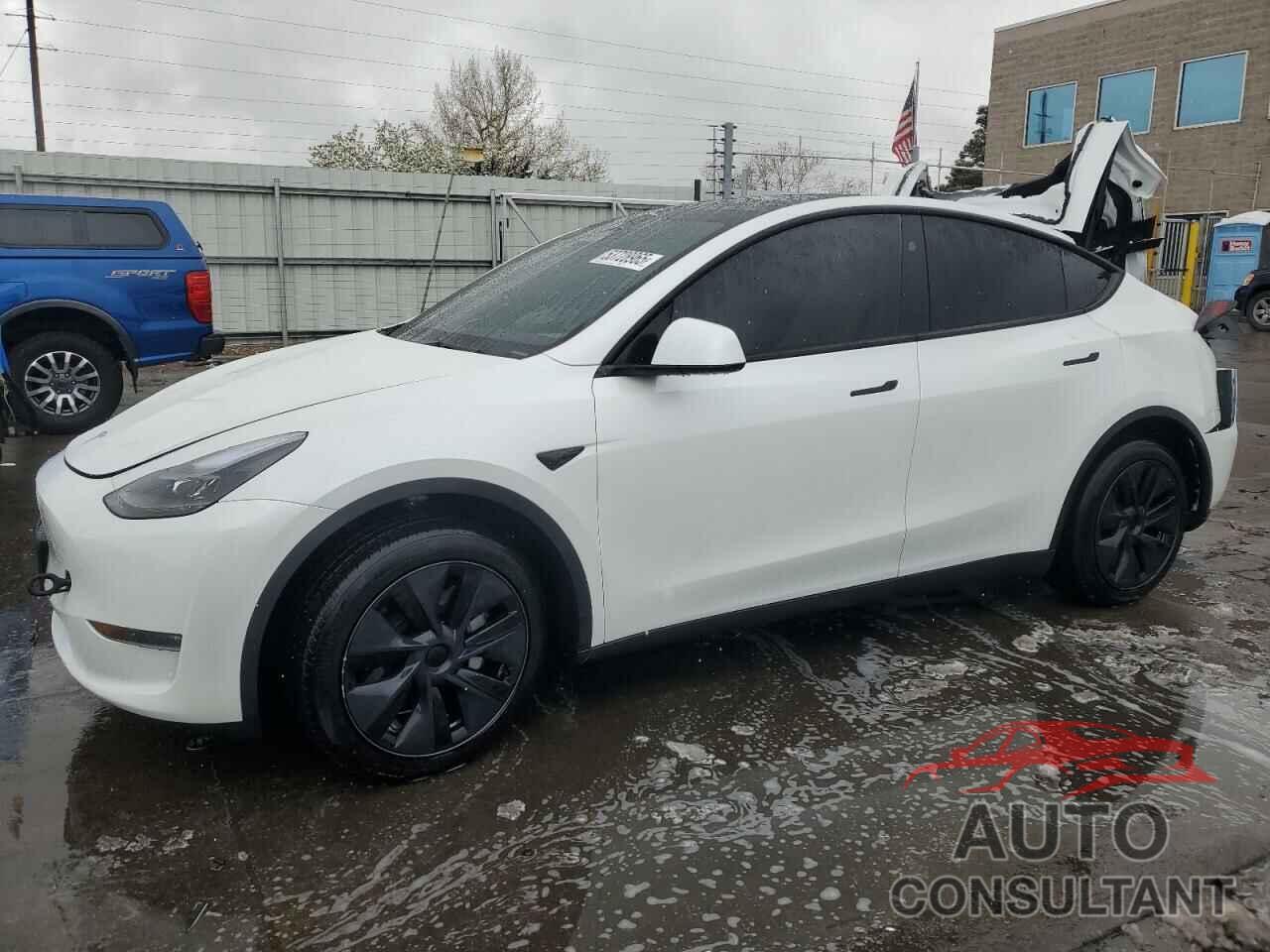 TESLA MODEL Y 2024 - 7SAYGDEE2RF160327