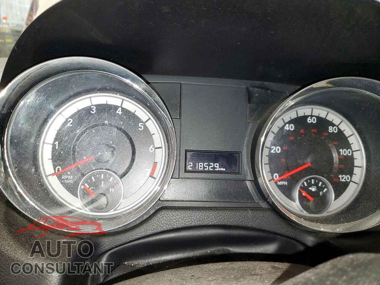 DODGE CARAVAN 2013 - 2C4RDGCG3DR748654