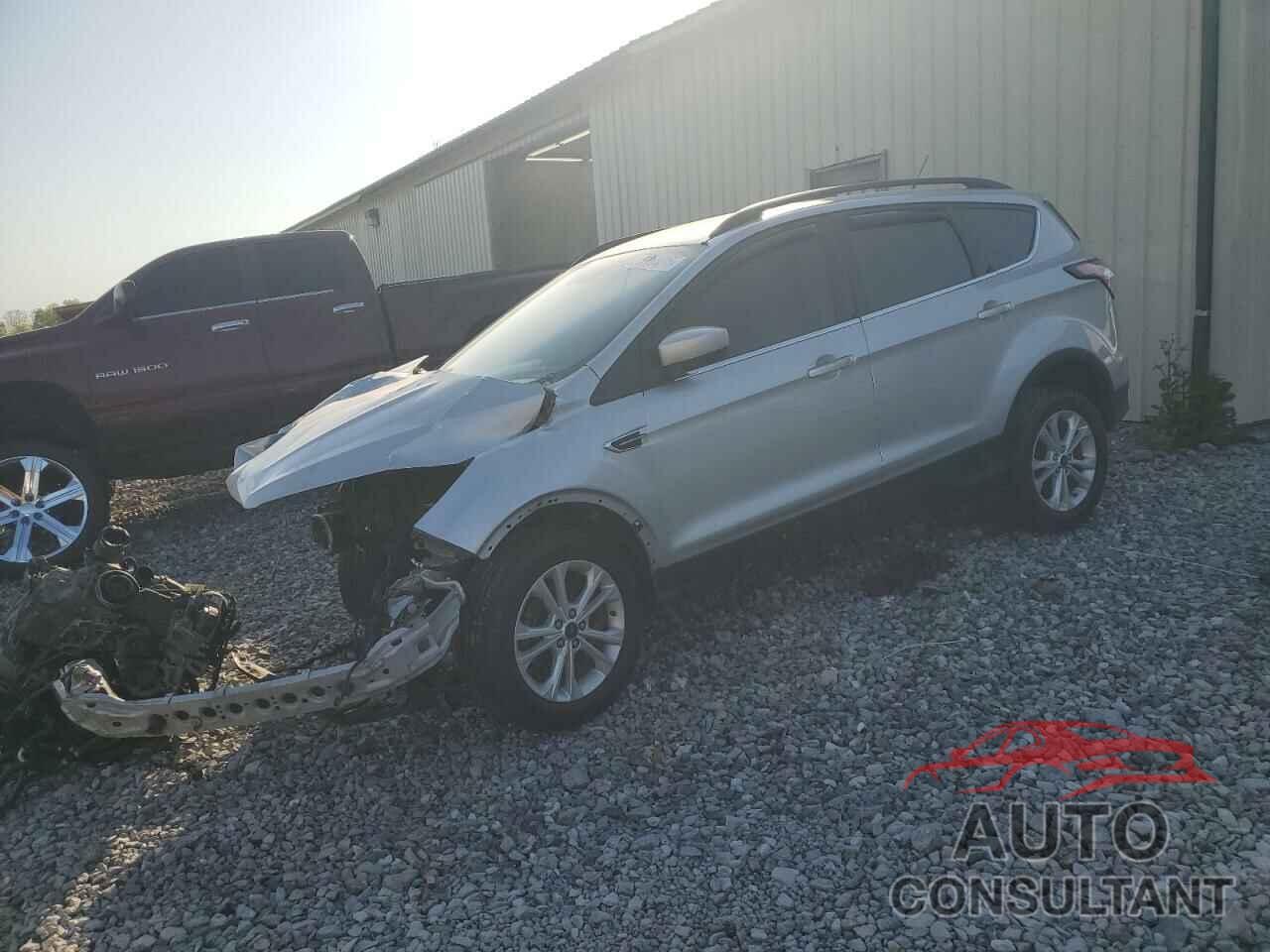 FORD ESCAPE 2018 - 1FMCU0GD8JUA43713