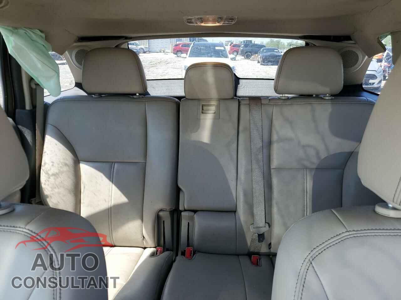 FORD EDGE 2011 - 2FMDK3KC3BBA70352