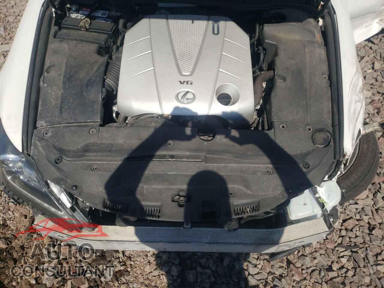LEXUS IS 2013 - JTHFE2C22D2508998