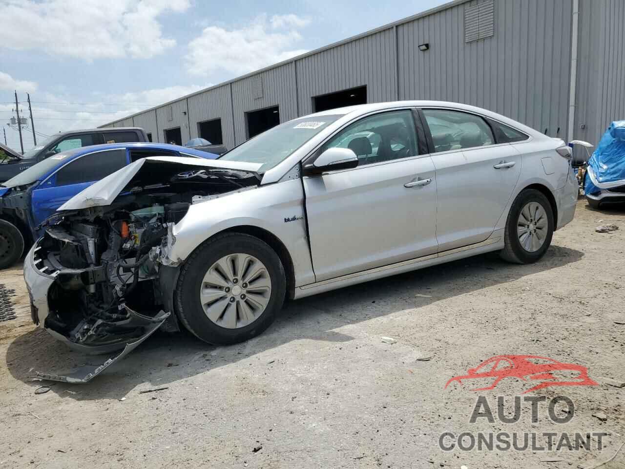 HYUNDAI SONATA 2016 - KMHE24L12GA036400