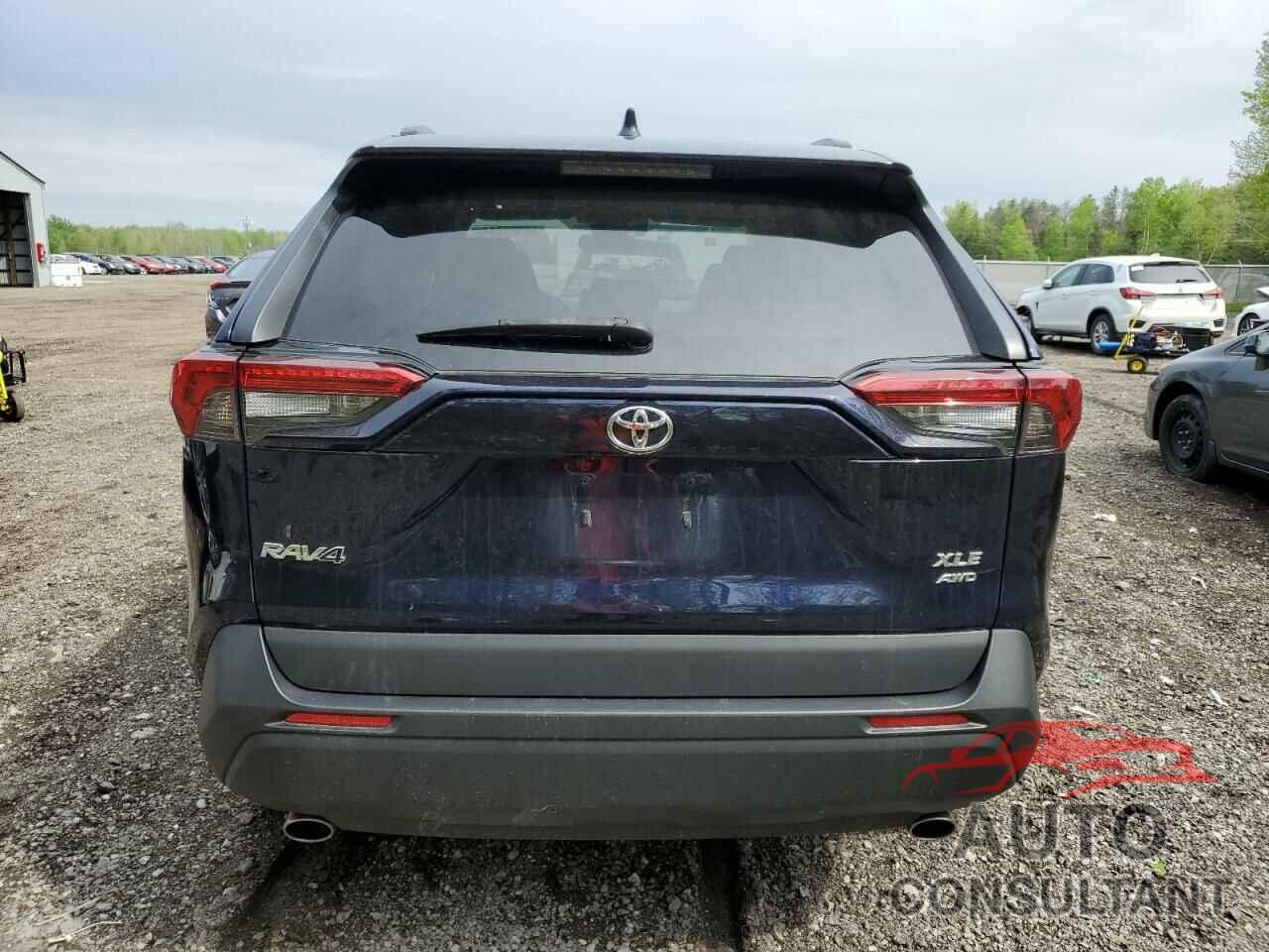 TOYOTA RAV4 2021 - 2T3R1RFV2MC143952