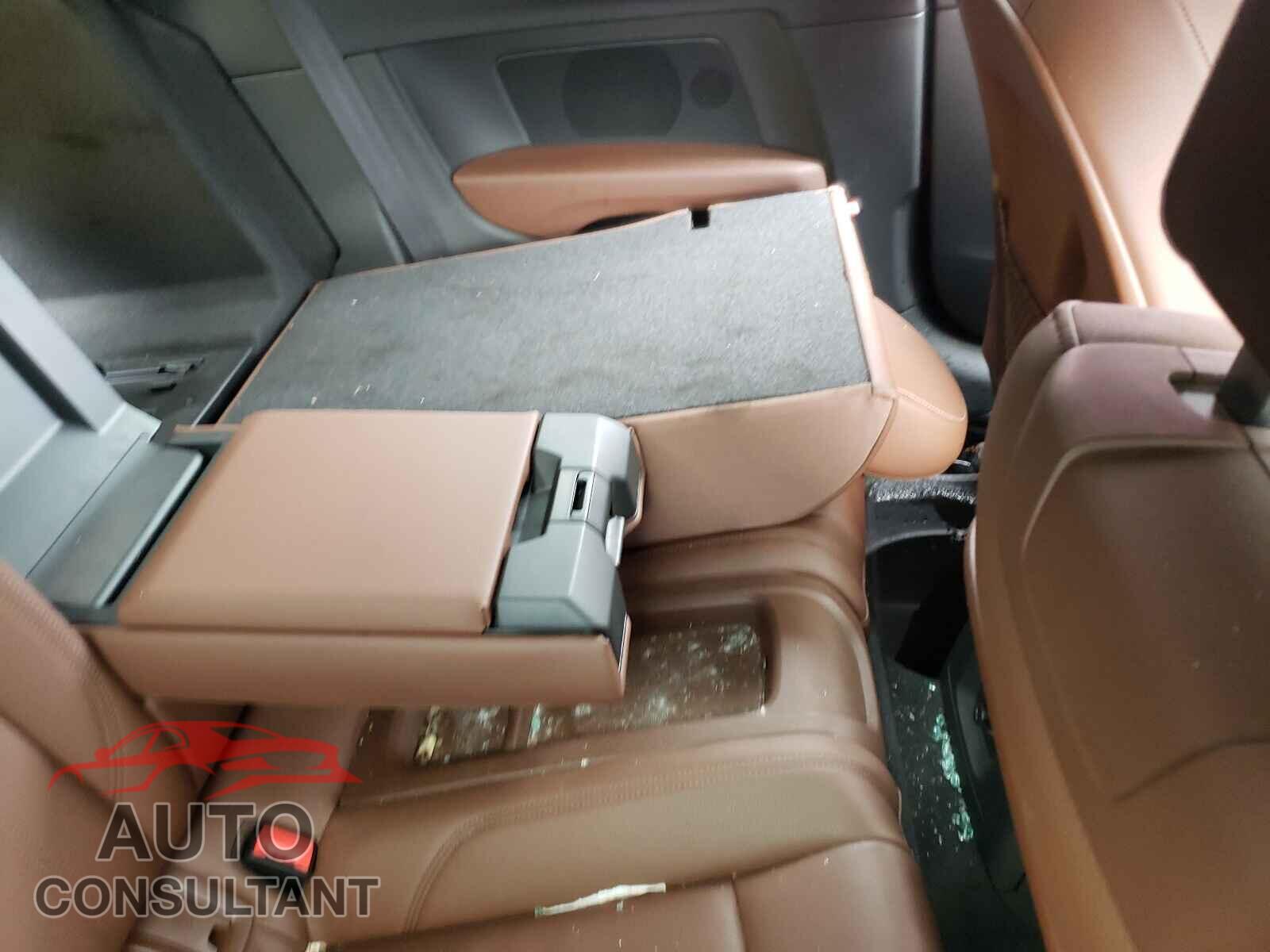 AUDI A5 2018 - WAUNNAF54JA046049