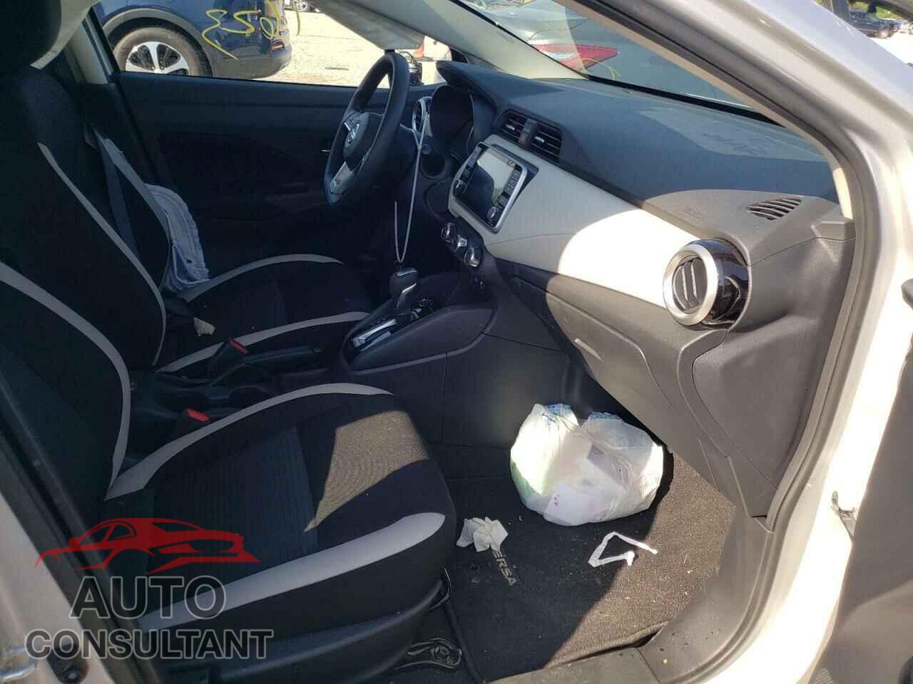 NISSAN VERSA 2021 - 3N1CN8EV6ML922947