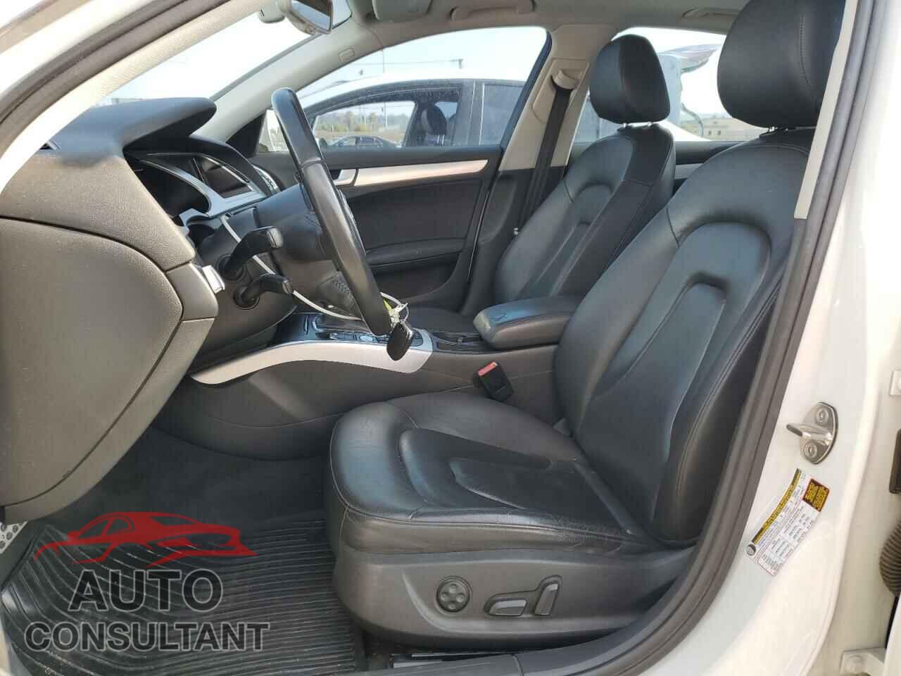 AUDI A4 2012 - WAUFFAFLXCA119864