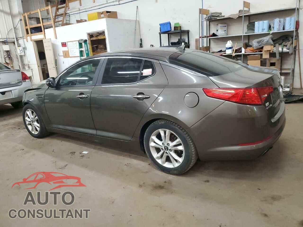 KIA OPTIMA 2011 - KNAGN4A71B5081886