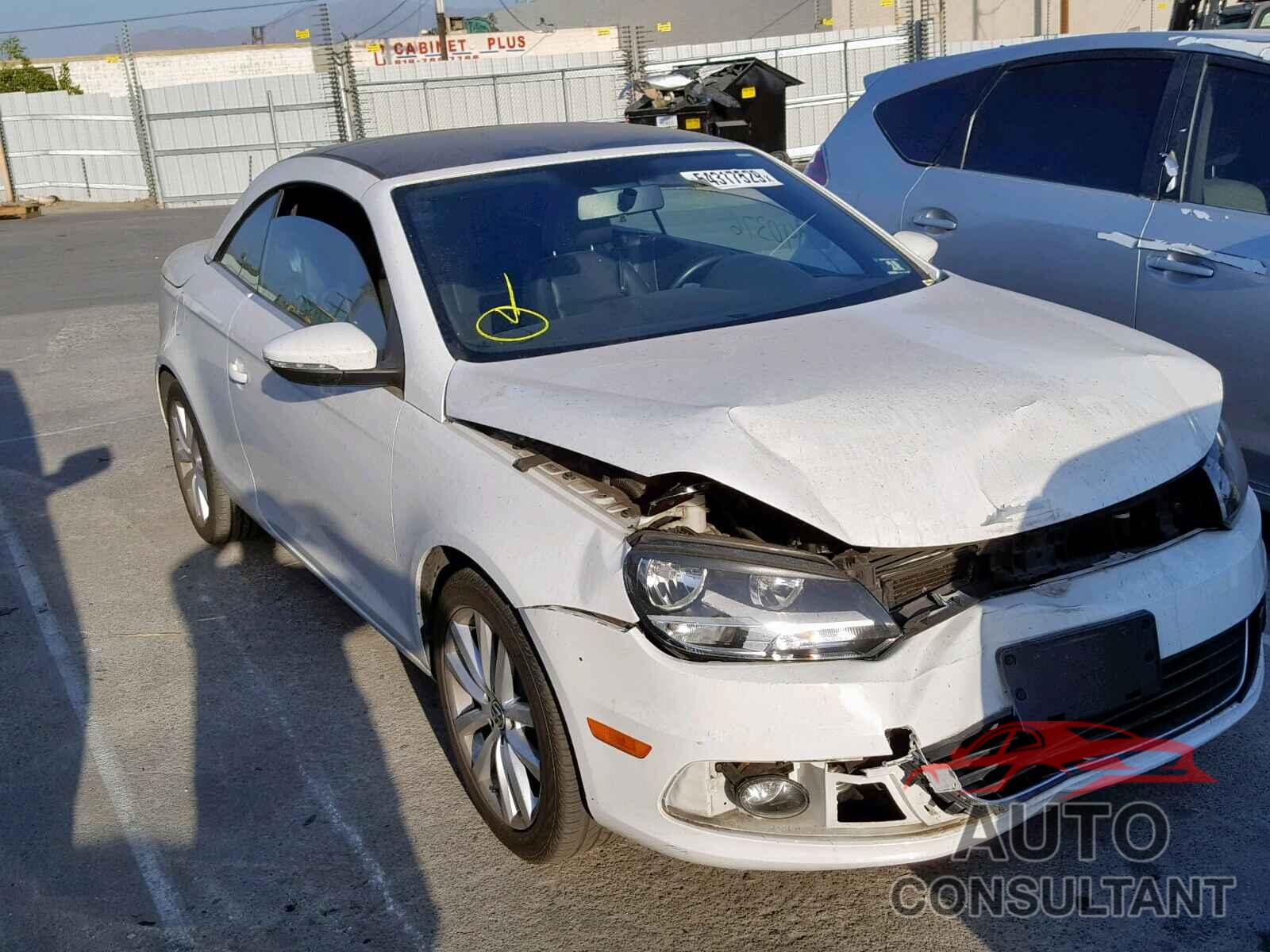 VOLKSWAGEN EOS 2015 - WVWBW8AH5FV003109