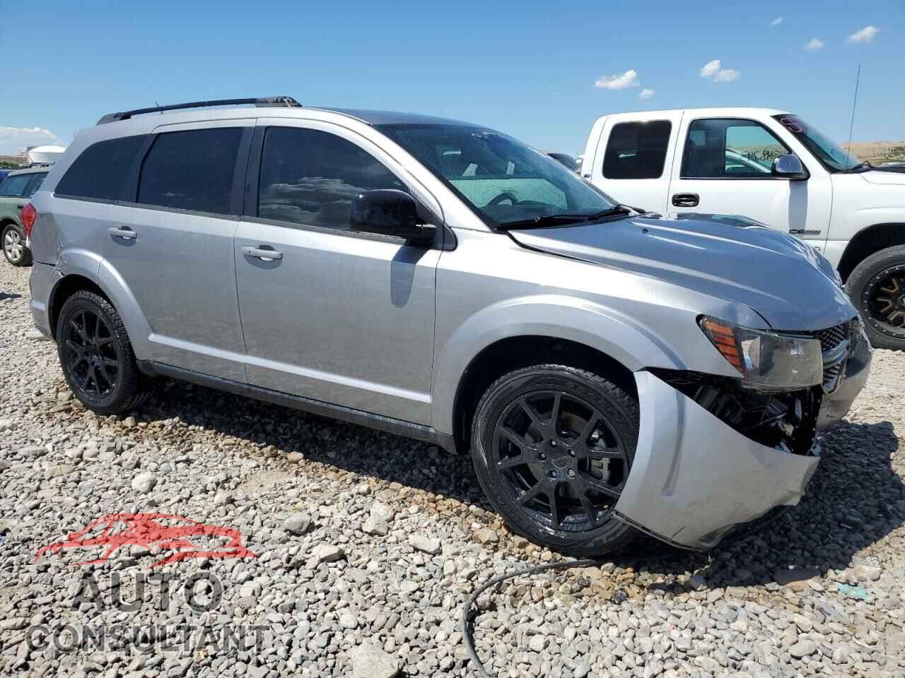 DODGE JOURNEY 2017 - 3C4PDCBB9HT522532