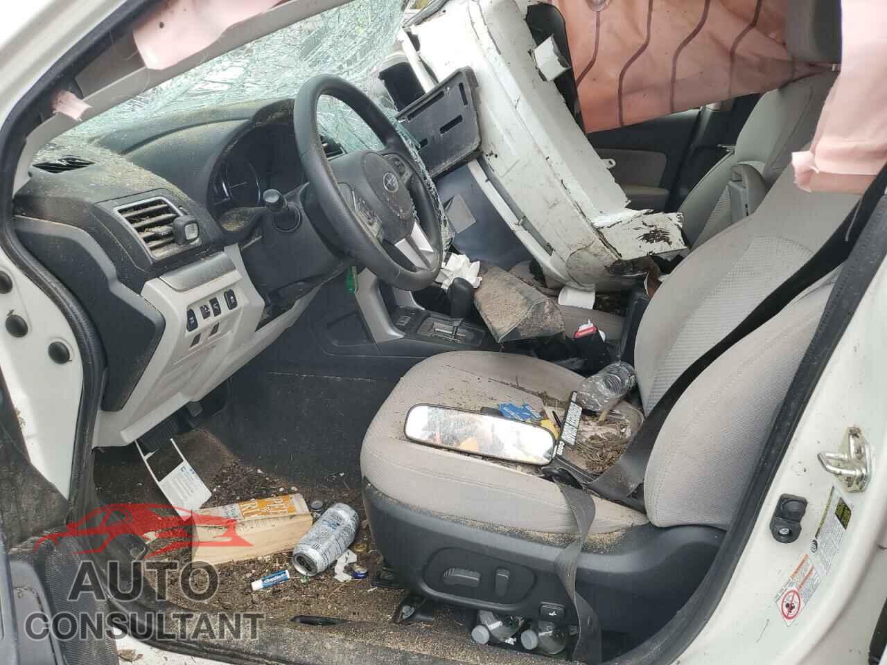 SUBARU FORESTER 2018 - JF2SJAGC8JH559599