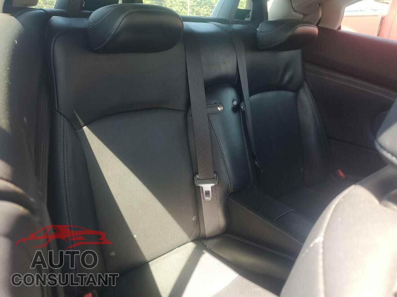 LEXUS IS 2015 - JTHFF2C28F2532142