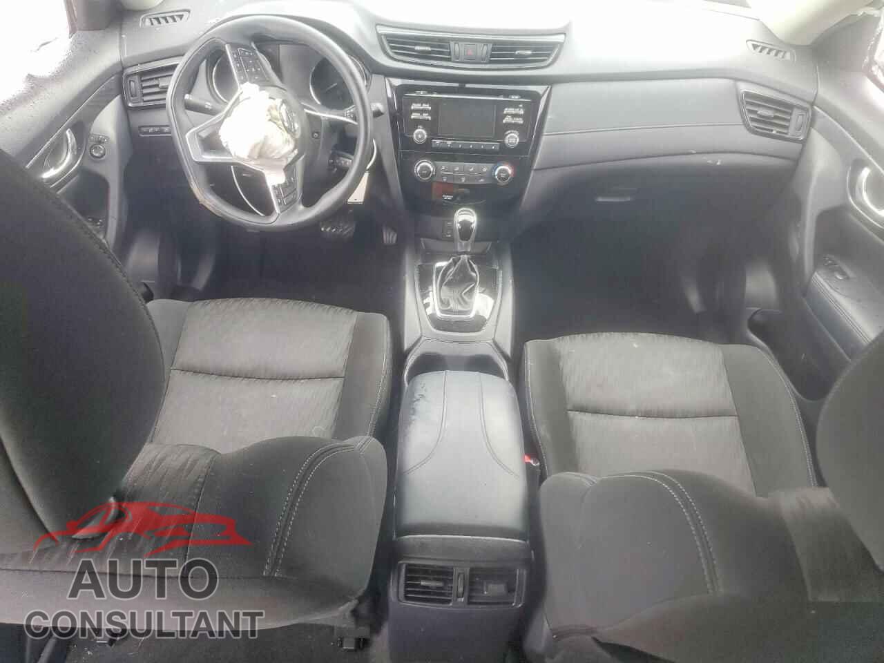 NISSAN ROGUE 2017 - KNMAT2MT3HP522541