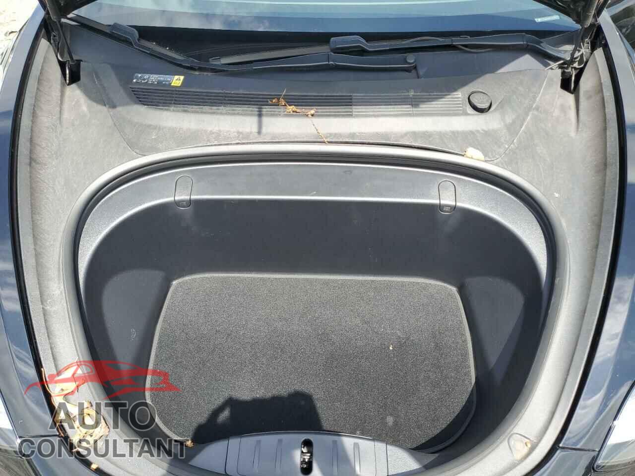 TESLA MODEL 3 2018 - 5YJ3E1EA3JF040470