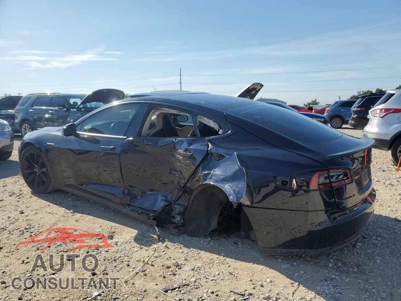 TESLA MODEL S 2013 - 5YJSA1CPXDFP21566