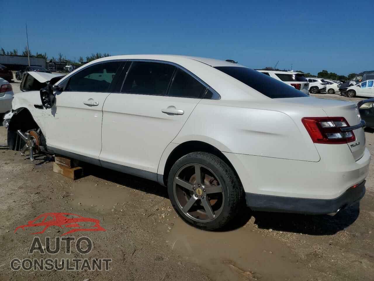 FORD TAURUS 2013 - 1FAHP2F83DG224700