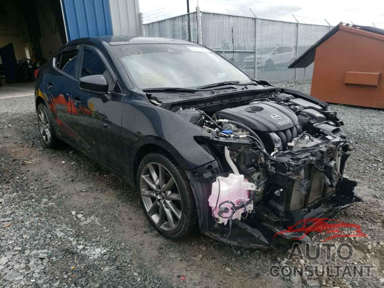 MAZDA 3 2018 - 3MZBN1W39JM168202