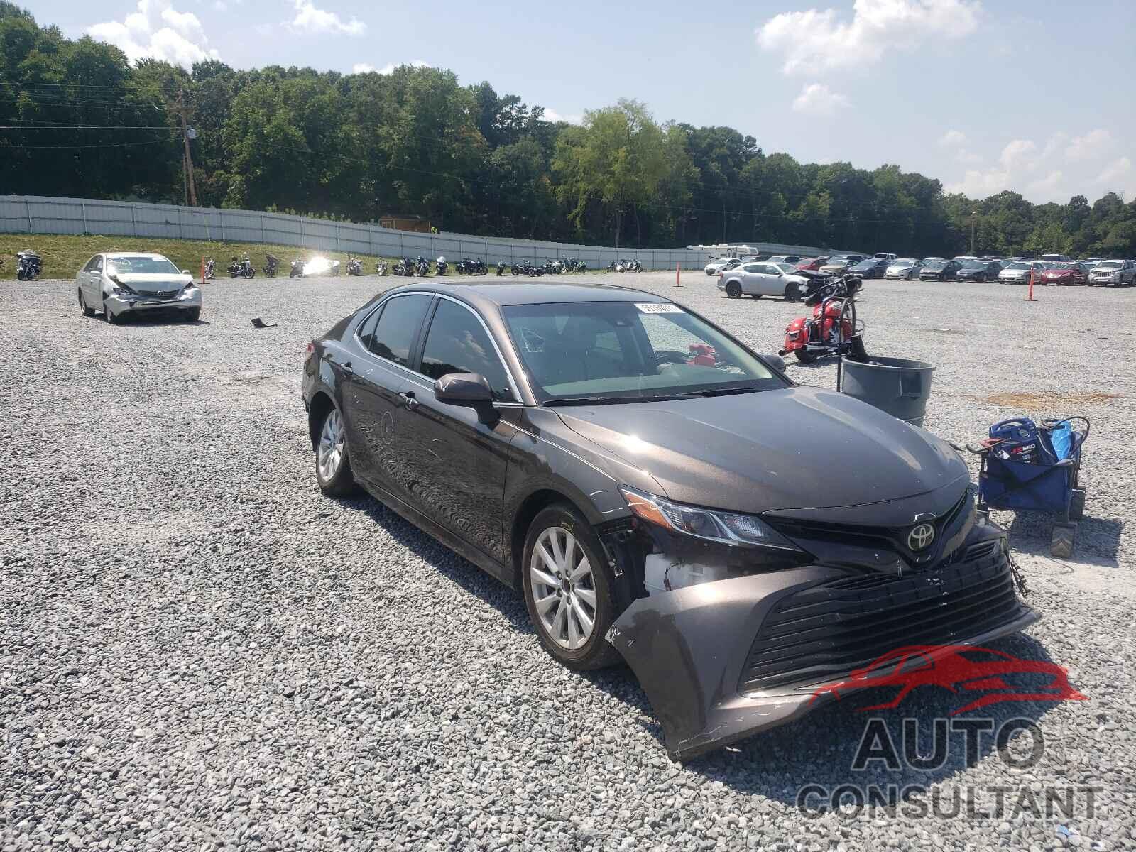 TOYOTA CAMRY 2018 - JTNB11HK8J3044227