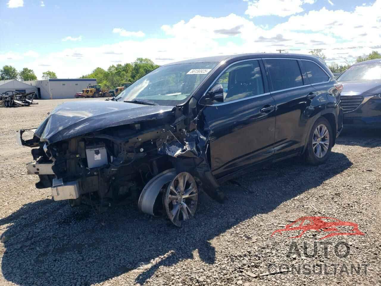 TOYOTA HIGHLANDER 2015 - 5TDBKRFH1FS151889