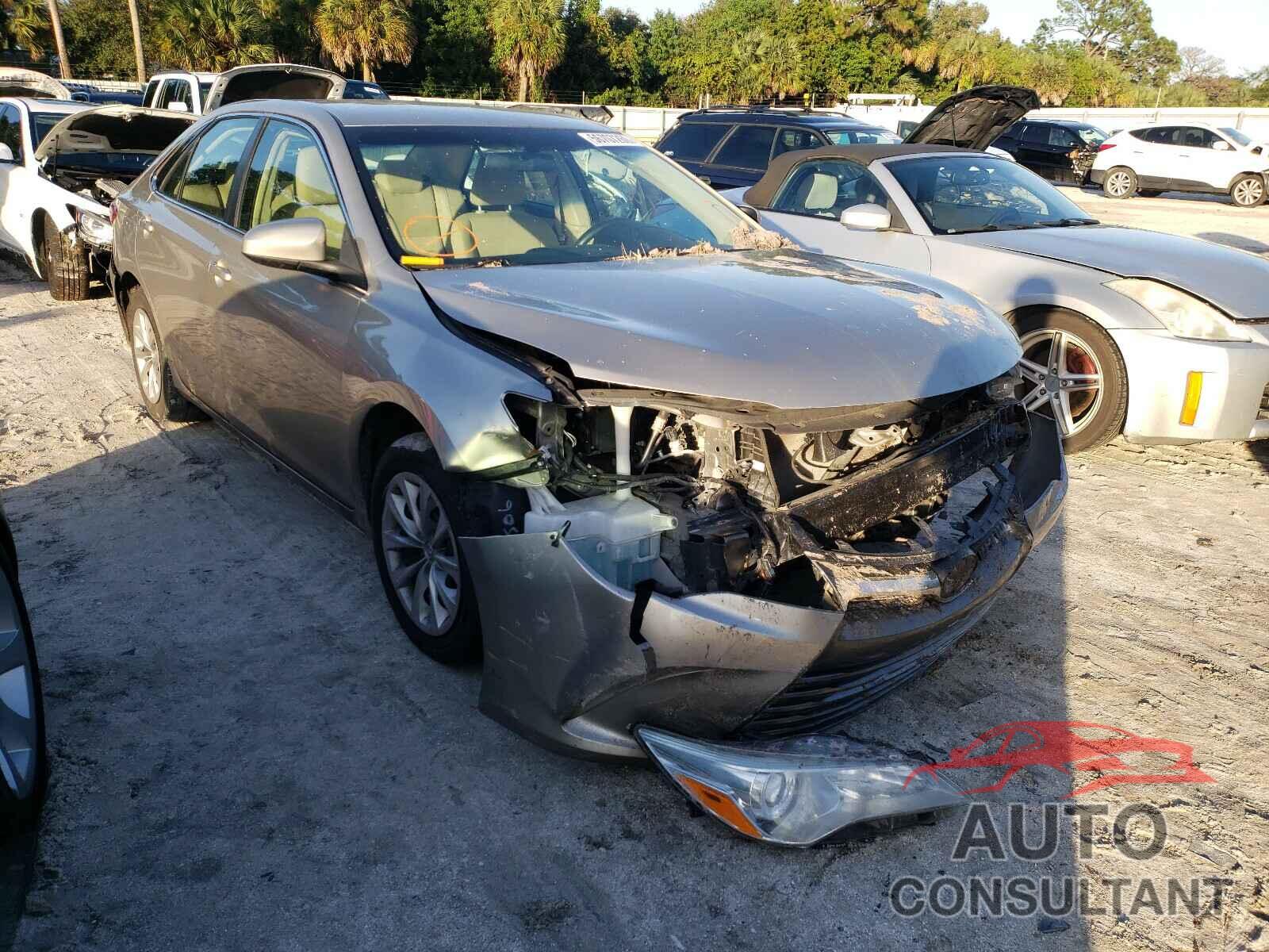 TOYOTA CAMRY 2016 - 4T4BF1FK2GR574447