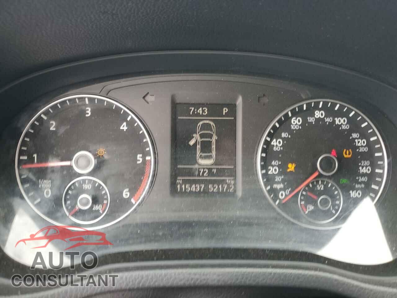 VOLKSWAGEN PASSAT 2015 - 1VWBV7A39FC090734