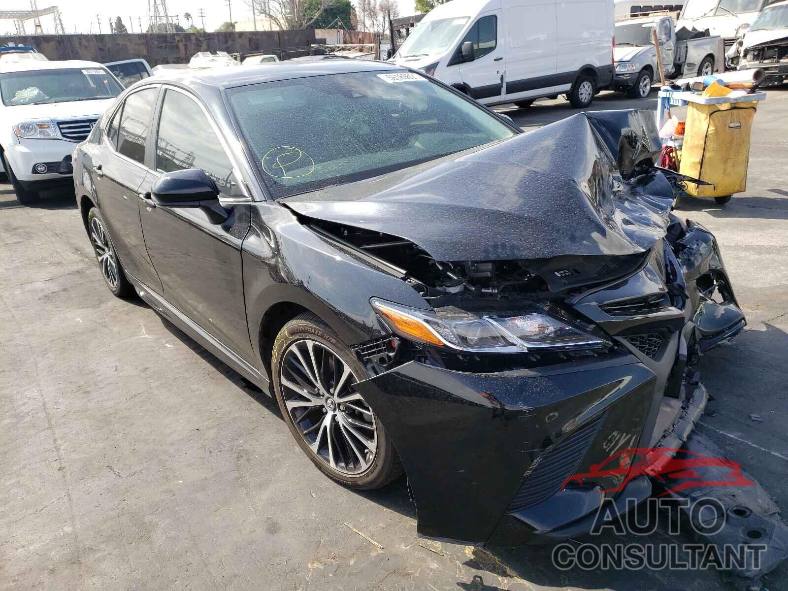 TOYOTA CAMRY 2019 - 4T1B11HK2KU835896