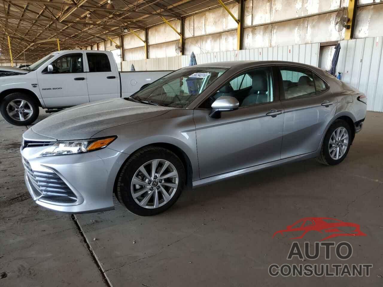 TOYOTA CAMRY 2021 - 4T1C11AK2MU553937