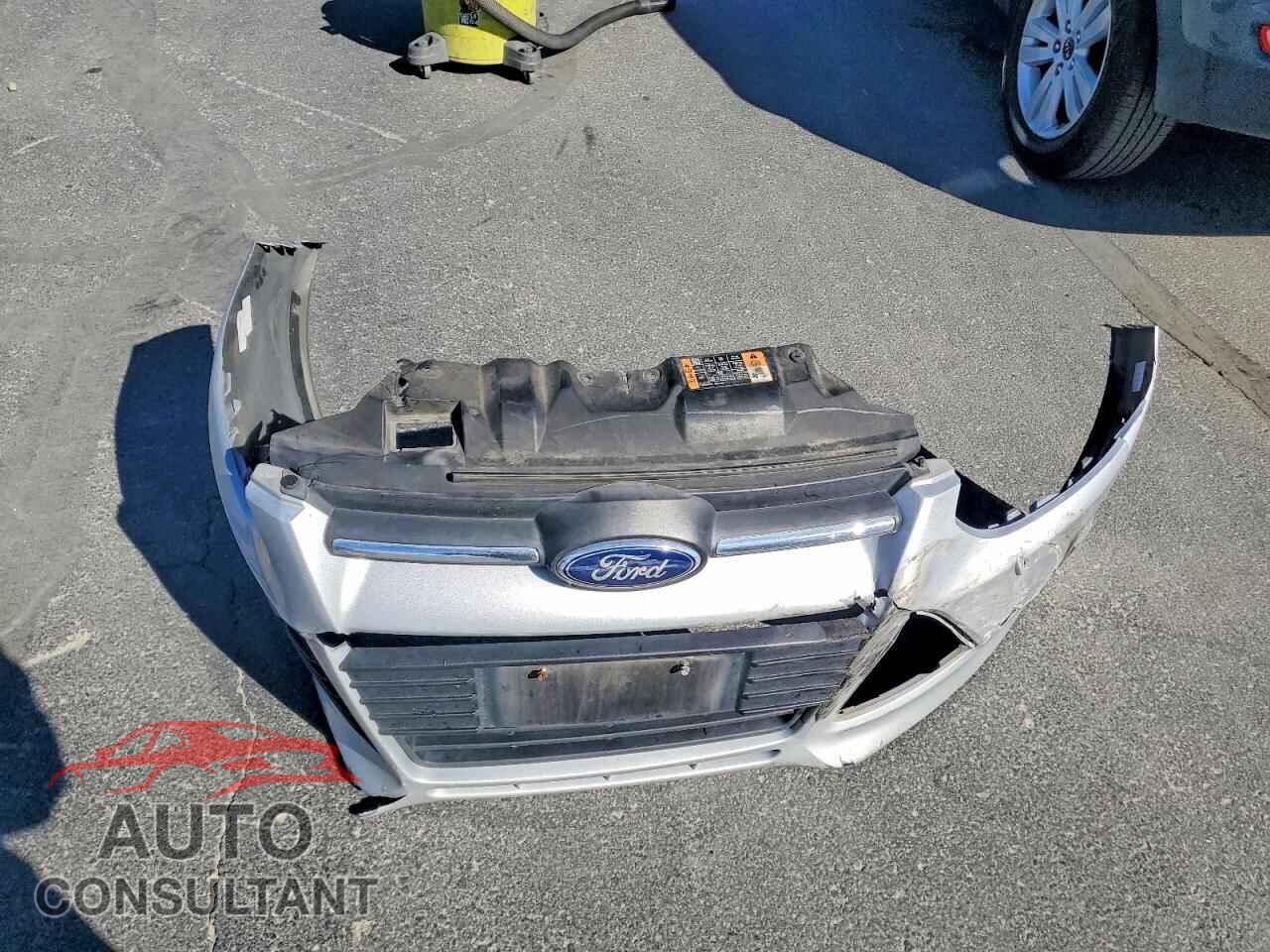 FORD FOCUS 2014 - 1FADP3F25EL390905