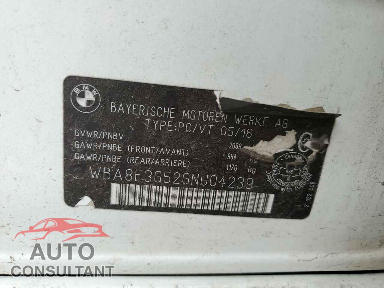 BMW 3 SERIES 2016 - WBA8E3G52GNU04239