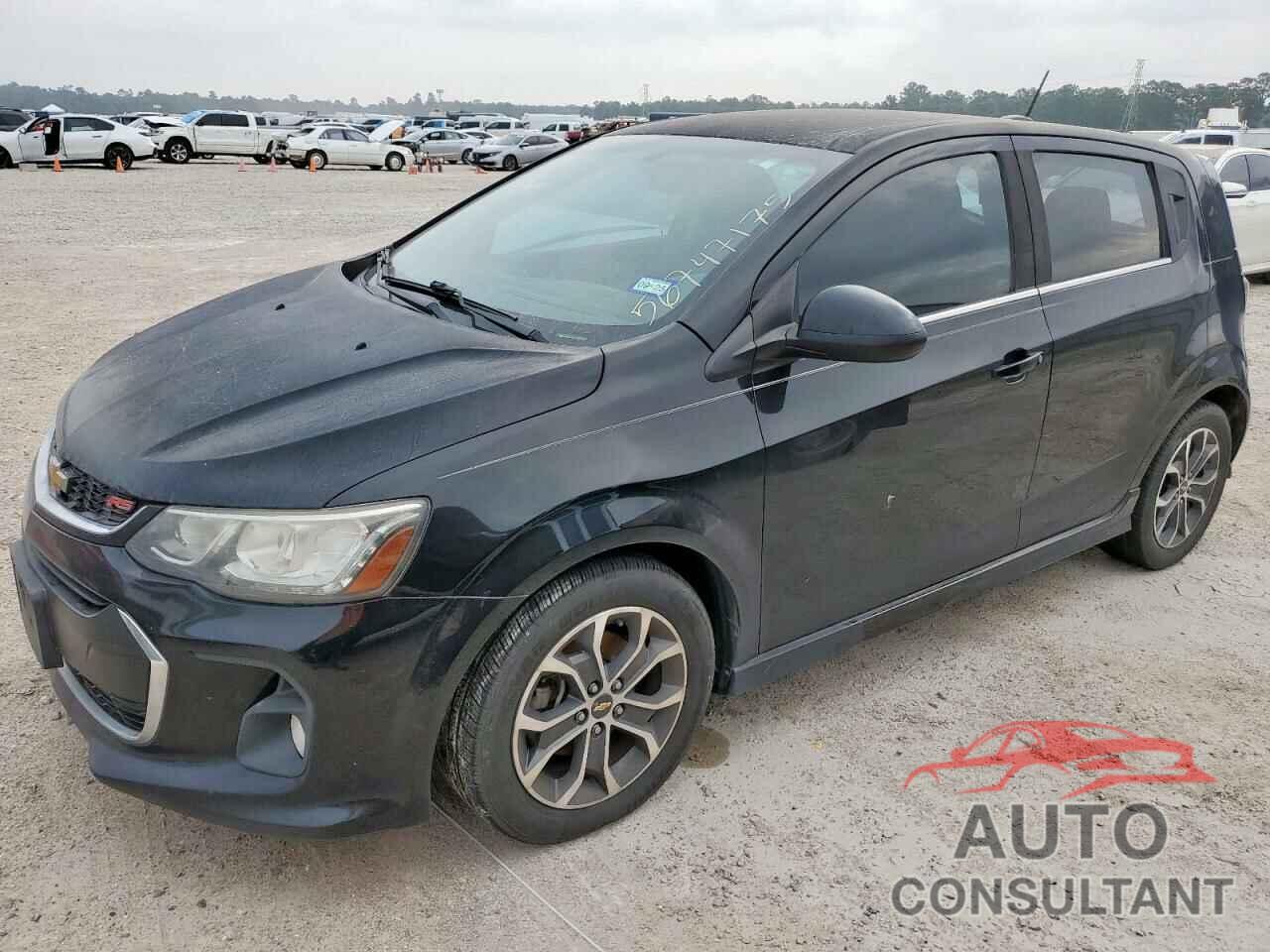 CHEVROLET SONIC 2017 - 1G1JD6SH3H4122217
