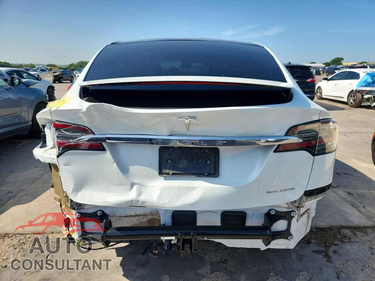 TESLA MODEL X 2020 - 5YJXCBE21LF298530