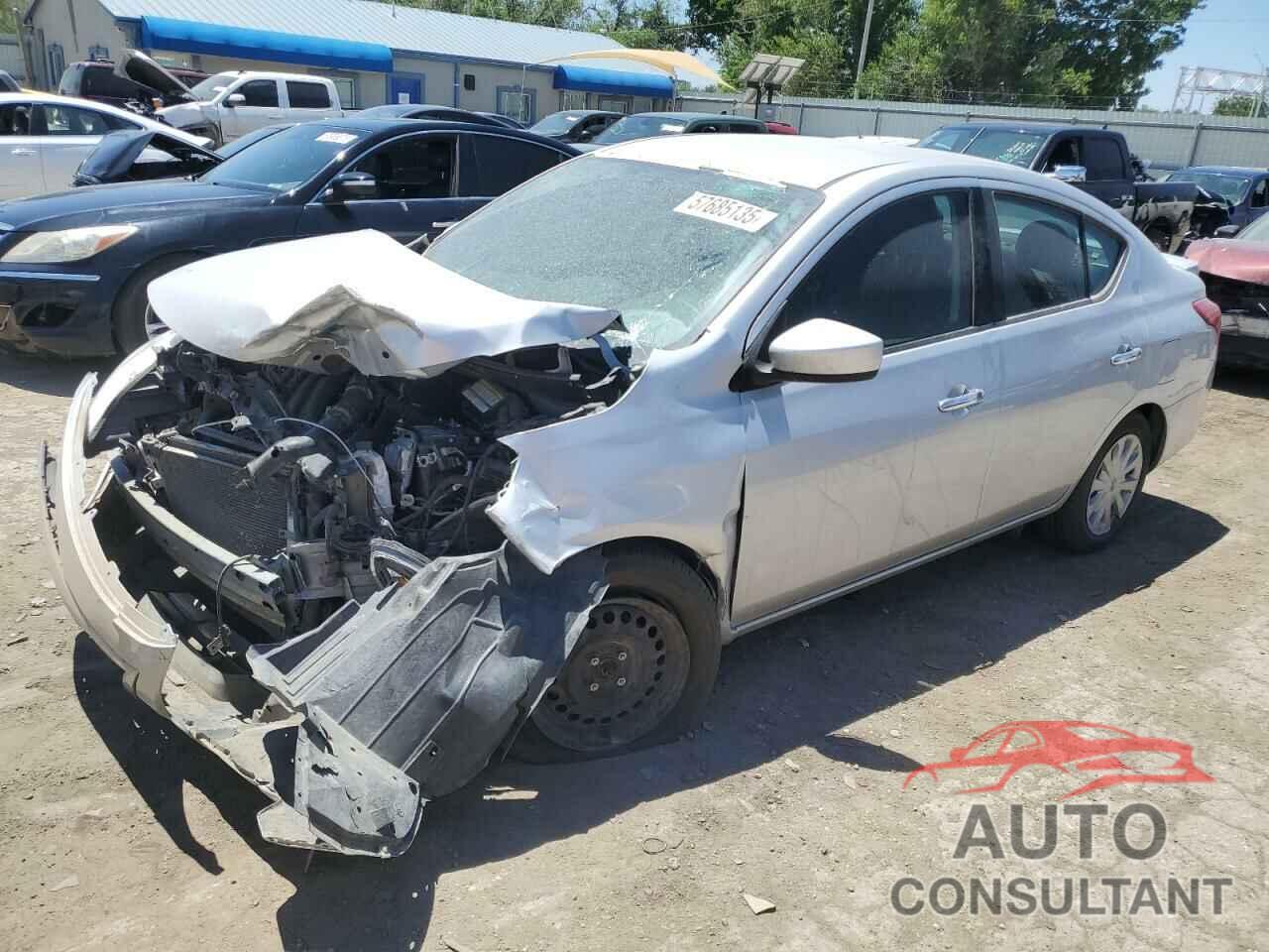 NISSAN VERSA 2019 - 3N1CN7AP4KL822635