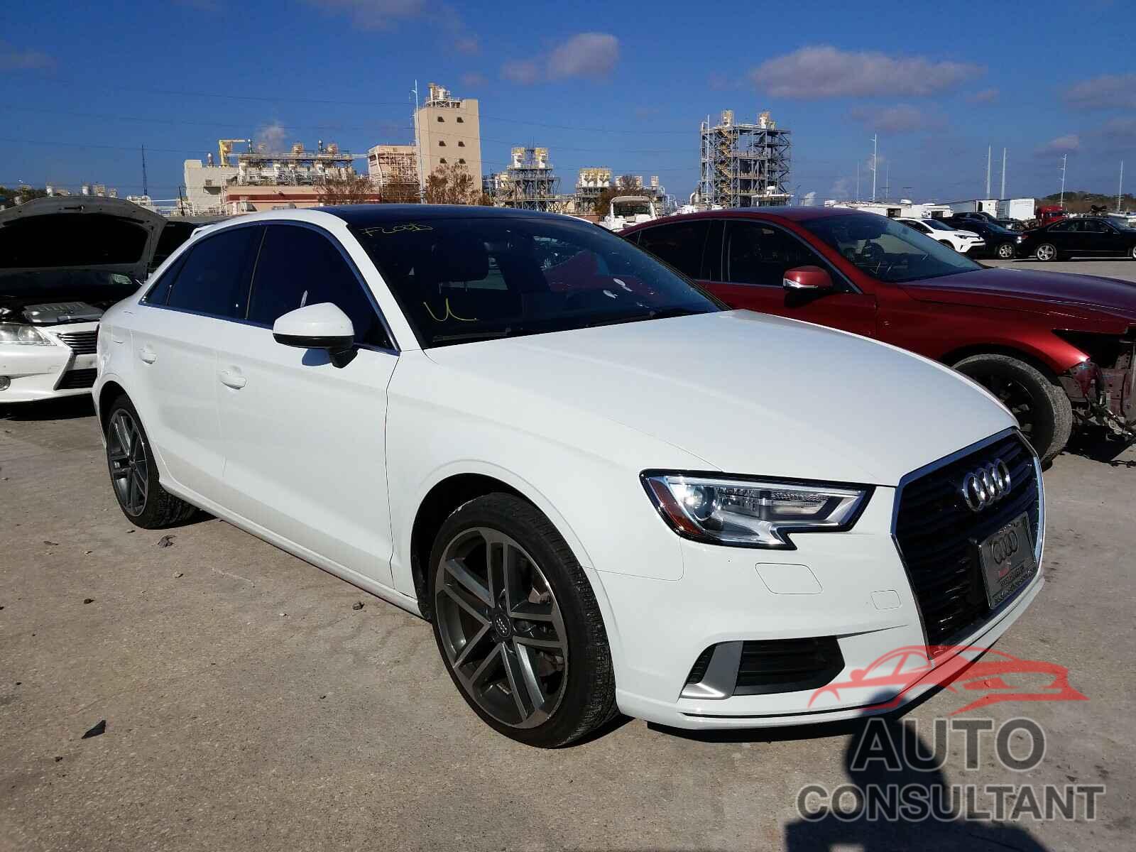 AUDI A3 2019 - WAUAUGFF3K1024770