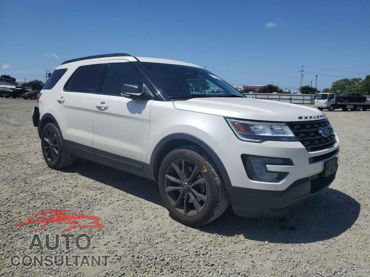 FORD EXPLORER 2017 - 1FM5K7D87HGA12217