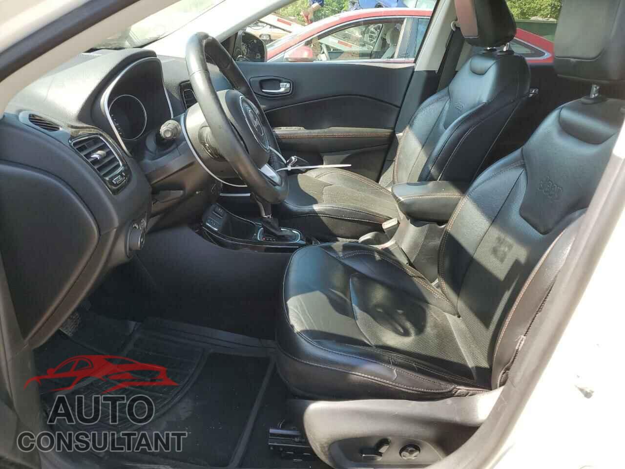 JEEP COMPASS 2019 - 3C4NJCCB7KT676324