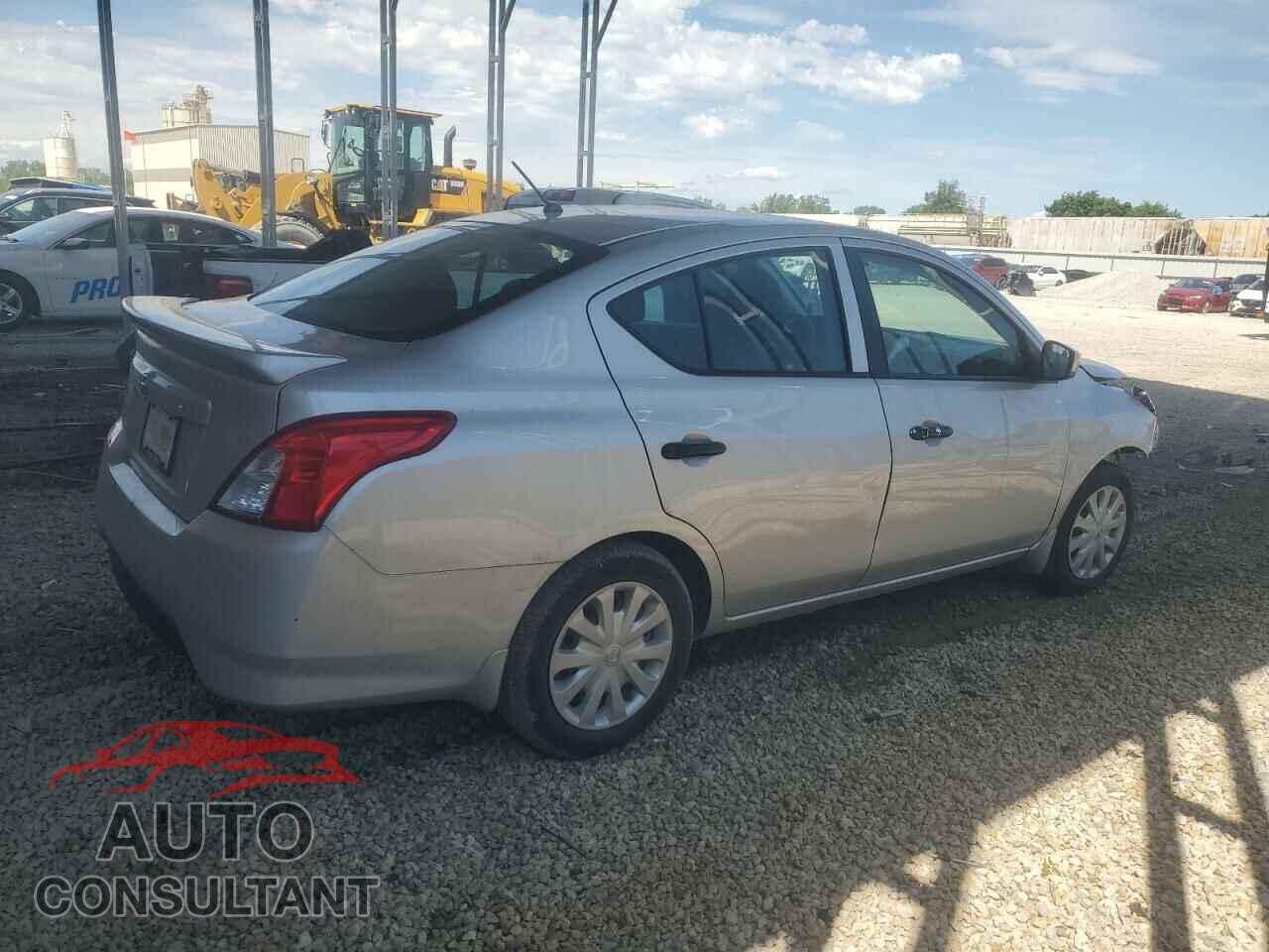 NISSAN VERSA 2019 - 3N1CN7AP3KL842844