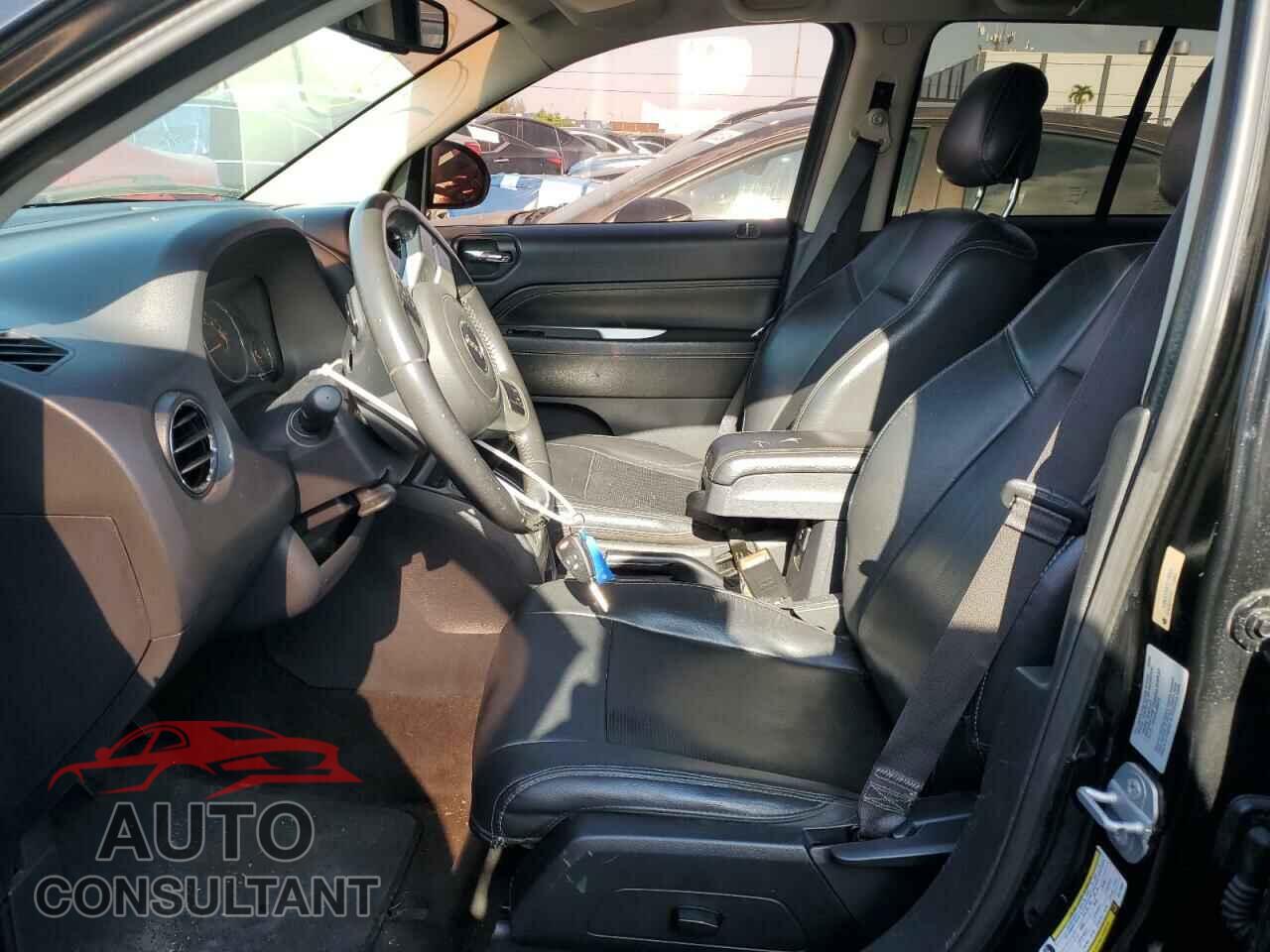JEEP COMPASS 2015 - 1C4NJCEA0FD178823