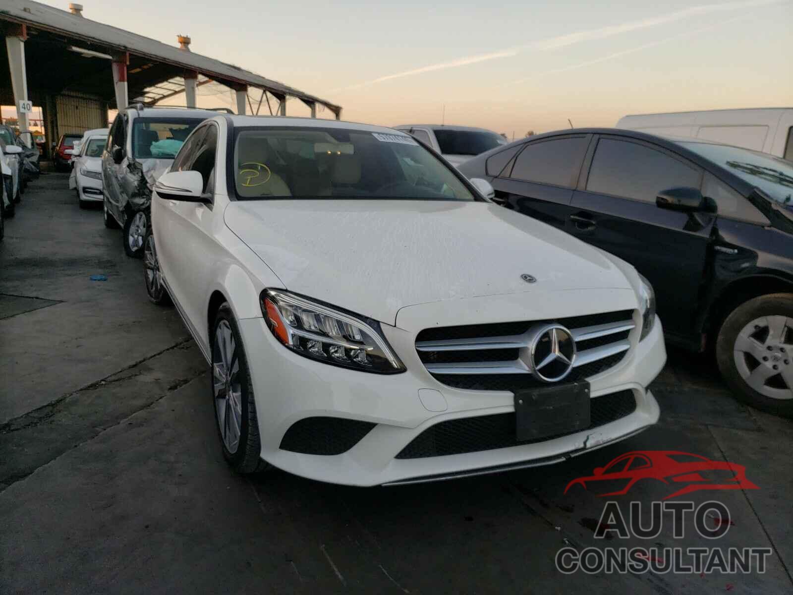 MERCEDES-BENZ C CLASS 2019 - 55SWF8DB5KU294730