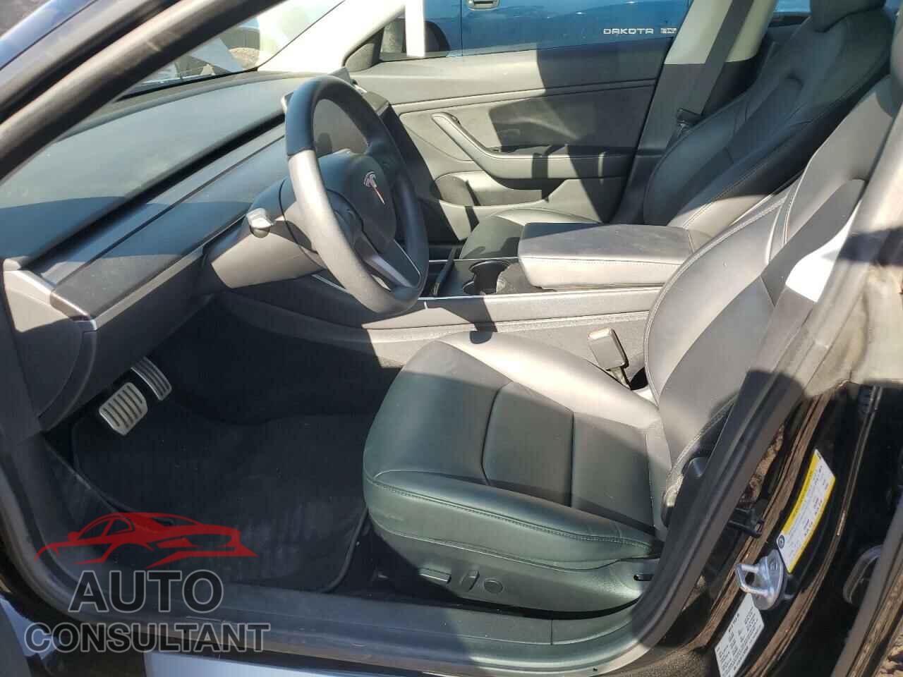 TESLA MODEL 3 2020 - 5YJ3E1EC1LF623480