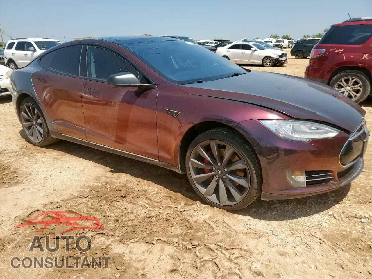 TESLA MODEL S 2013 - 5YJSA1DP5DFP13535