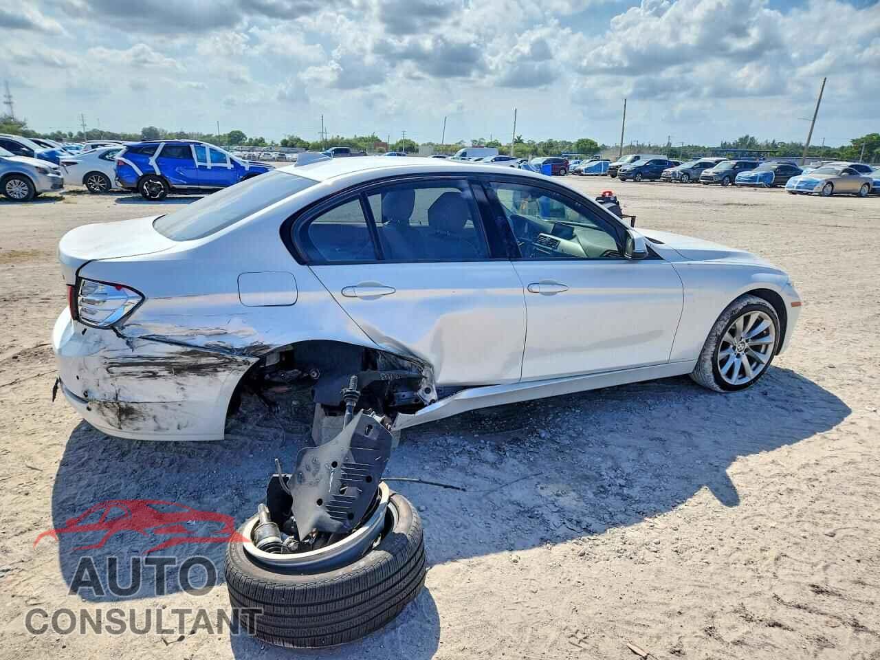 BMW 3 SERIES 2013 - WBA3B5C53DF591310