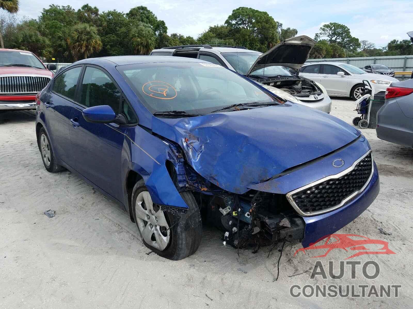 KIA FORTE 2018 - 3KPFL4A76JE212933