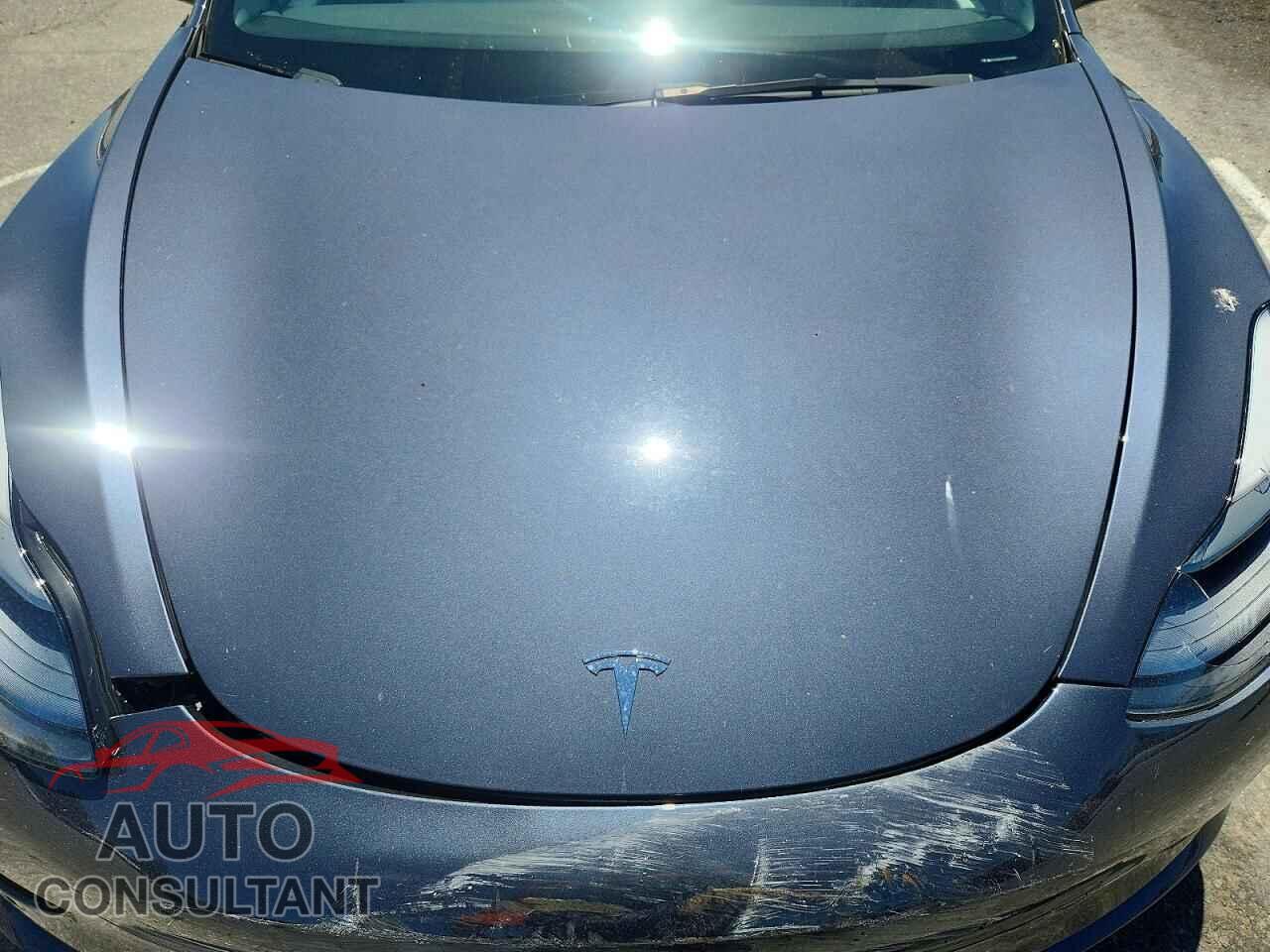 TESLA MODEL 3 2022 - 5YJ3E1EA9NF322859