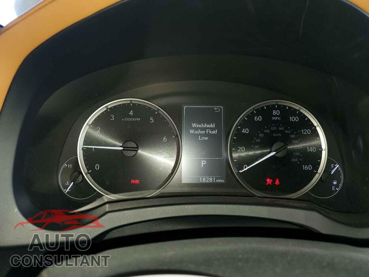 LEXUS IS 2021 - JTHCA1D25M5111064