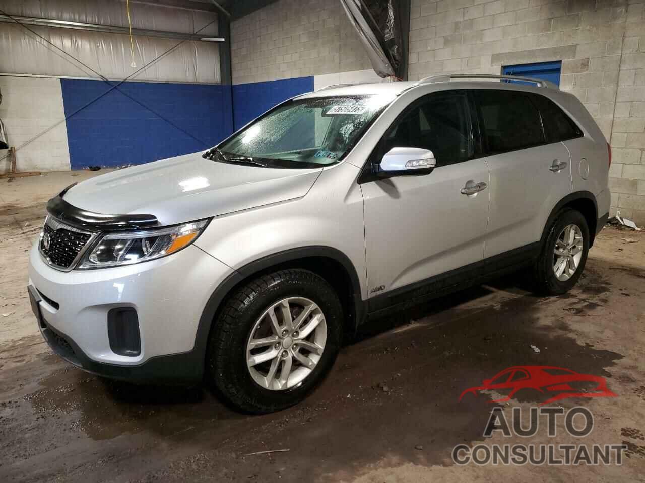 KIA SORENTO 2015 - 5XYKTDA70FG623074
